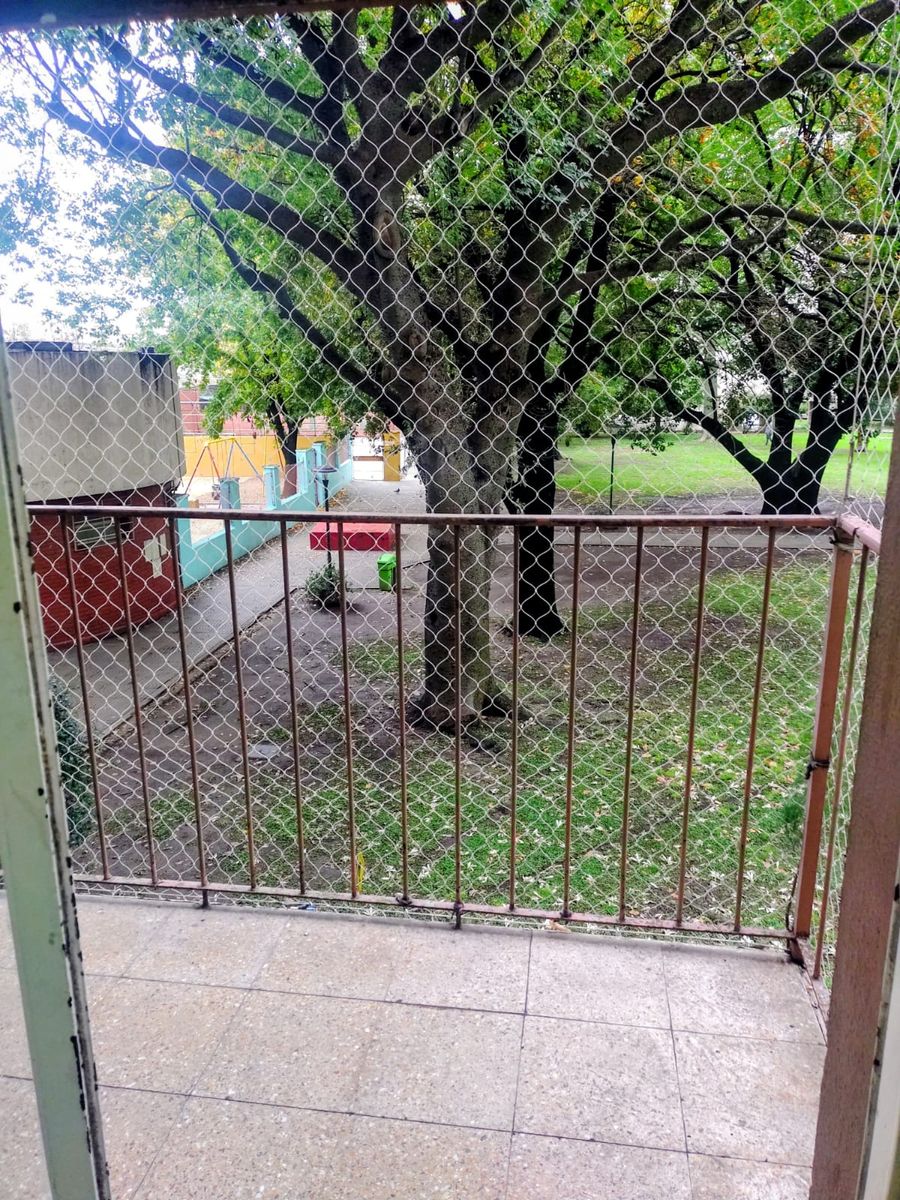 ALQUILO DPTO. 3 AMBIENTES EN BARRIO AUTOPISTA TAPIALES - 23