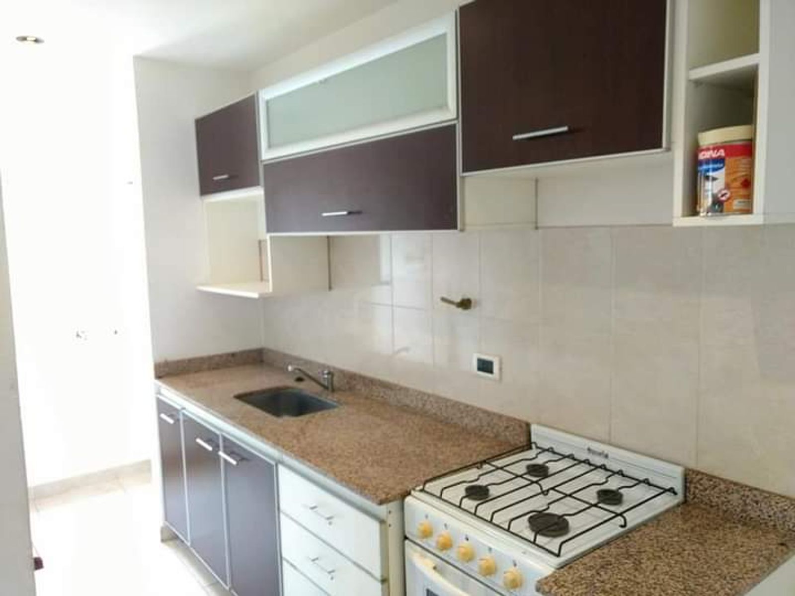 Excelente departamento de 2 ambientes al frente, muy luminoso — foto 10
