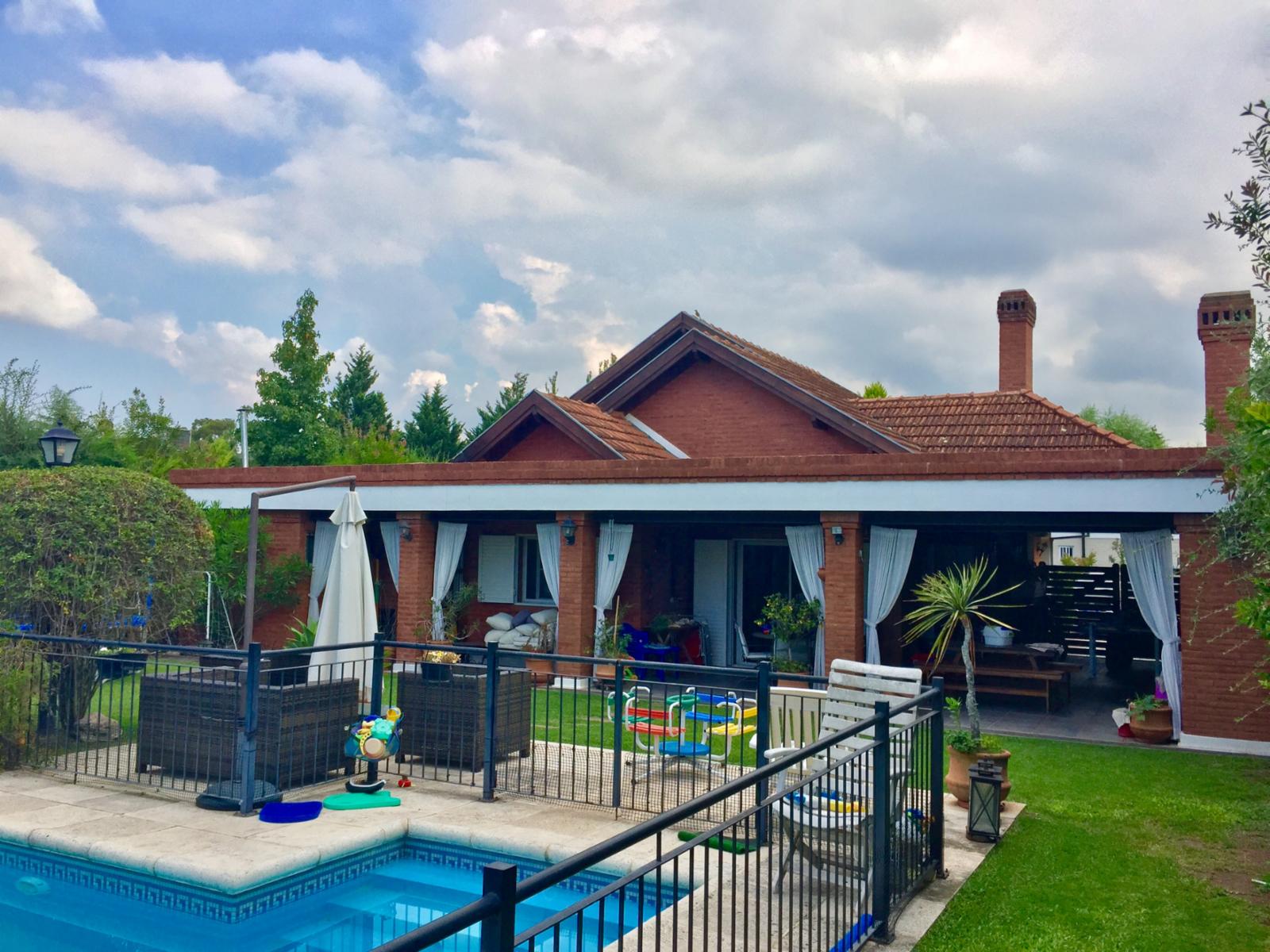 Excelente propiedad en Echeverria del Lago con hermoso lote parquizado - OPORTUNIDAD CALIDAD PRECIO!!!!!! — foto 3