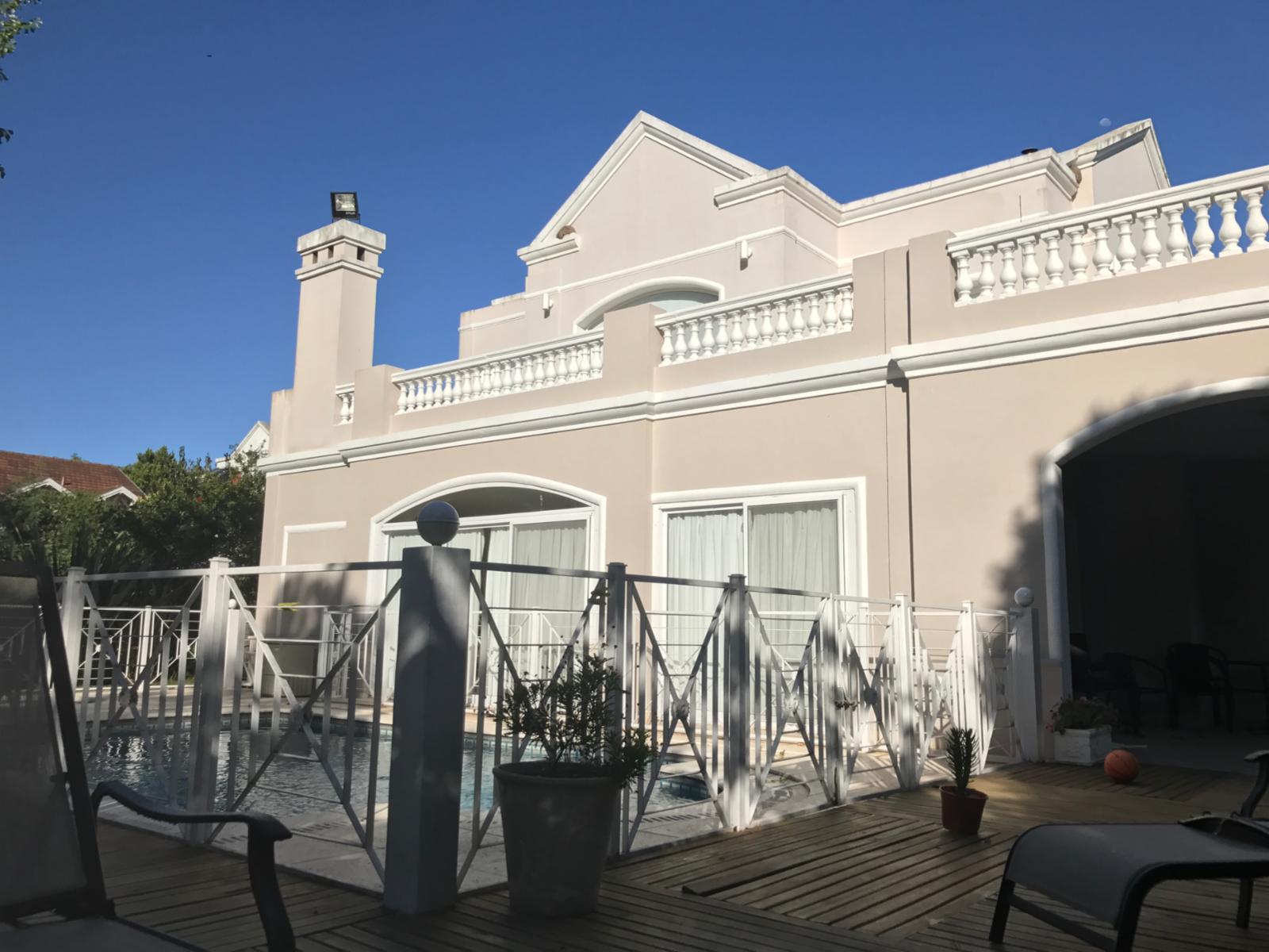 Excelente propiedad de 4 habitaciones en Solar del Bosque — foto 5