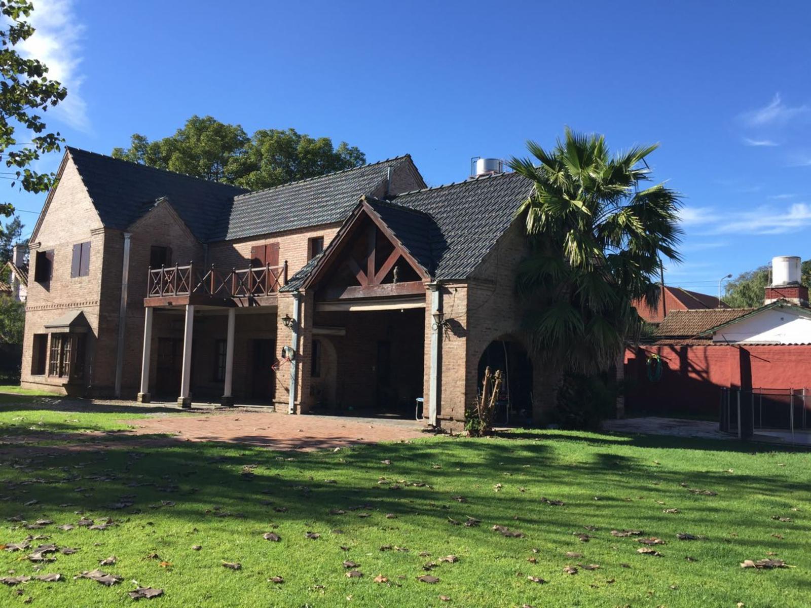 Importantisimo Chalet de calidad de 300m2 cub en zona residencial — foto 7