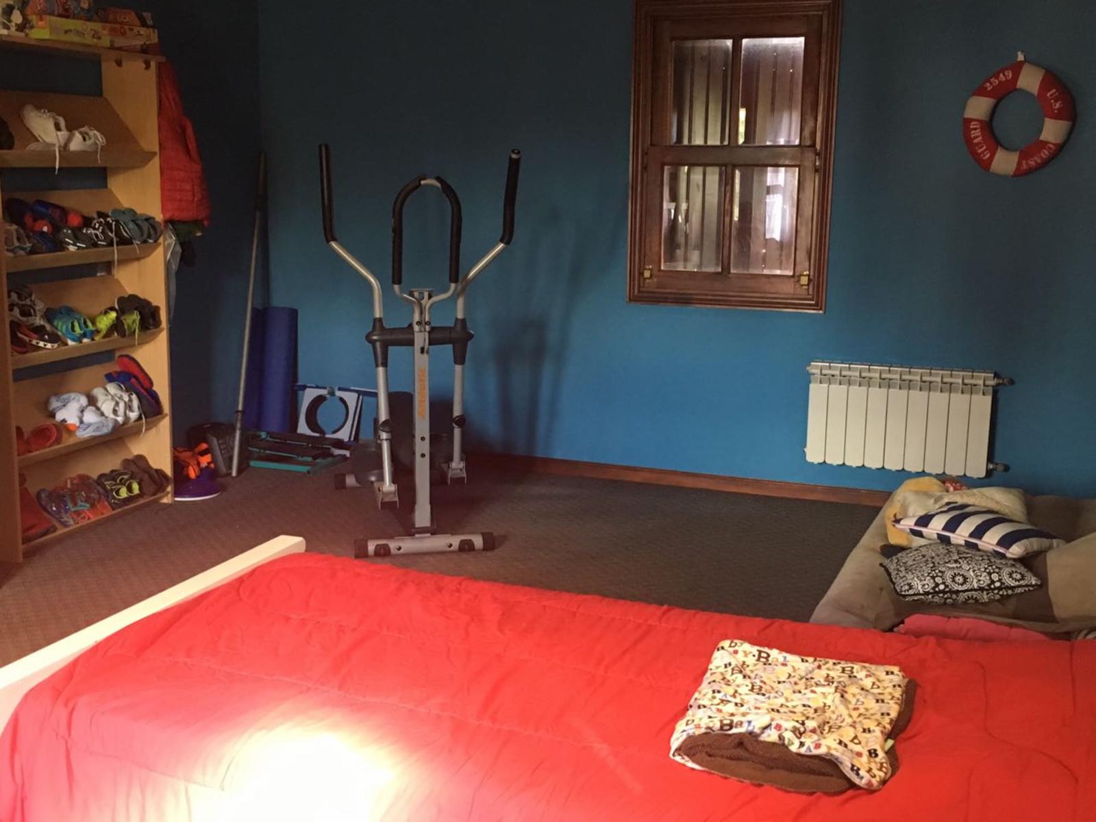 Importantisimo Chalet de calidad de 300m2 cub en zona residencial — foto 8
