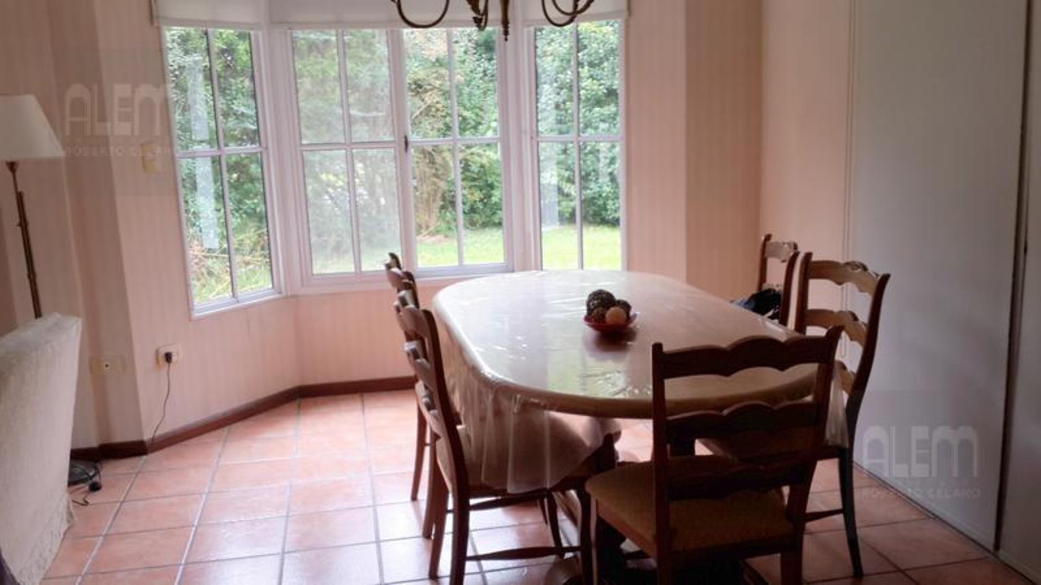 Excelente Chalet de dos plantas en Barrio Privado Echeverria del Lago — foto 10
