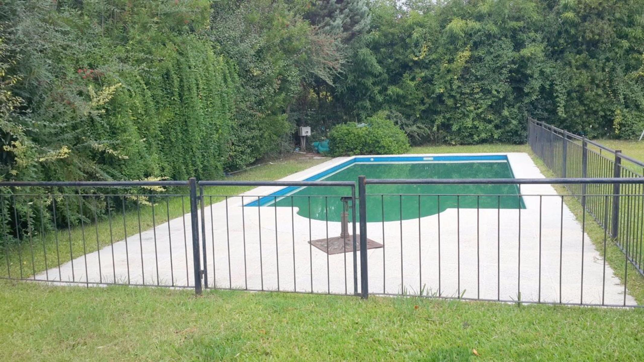 Excelente Chalet de dos plantas en Barrio Privado Echeverria del Lago — foto 11