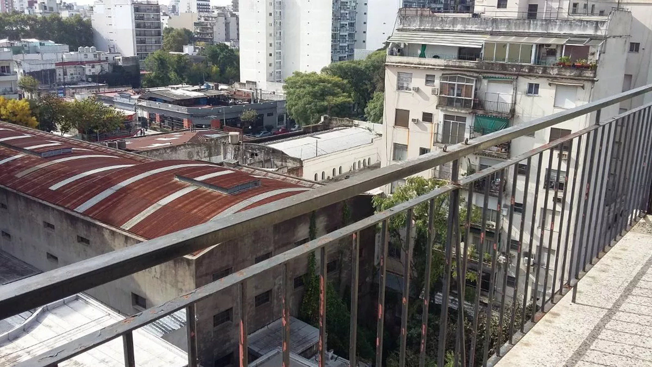 *NUEVO PRECIO* Departamento en Venta en Flores 4 ambientes 2 baños dependencia 100 m2 - cochera opcional - Rivadavia 7000 — foto 2
