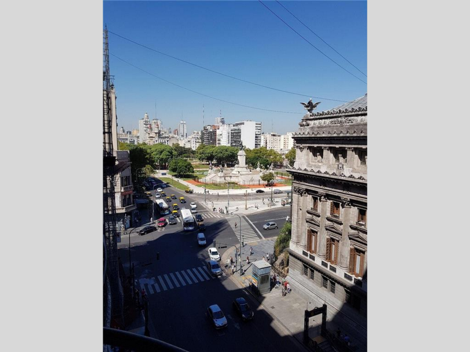 *NUEVO PRECIO* Piso en Venta en Balvanera 4 dormitorios 3 baños 180 m2, balcón al frente – Rivadavia 1800