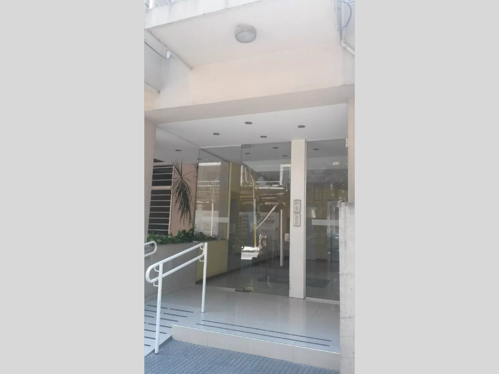 Departamento en Venta en Caballito 2 ambientes contrafrente 39 m2 + balcón + cochera + amenities - Bacacay 1700 — foto 2
