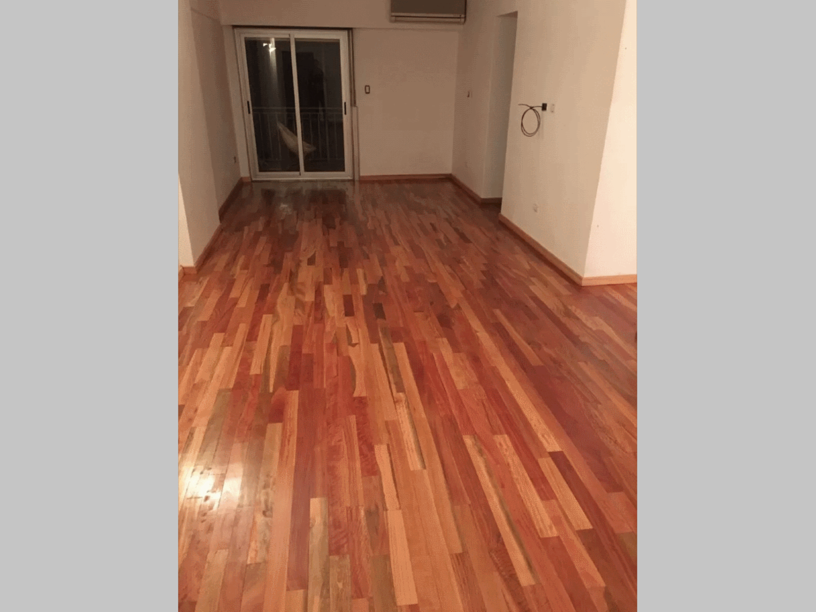 NUEVO PRECIO - Departamento en Venta en Plaza de la Misericordia 4 ambientes 115 m2 + balcón, c cochera - Directorio 2100 — foto 2