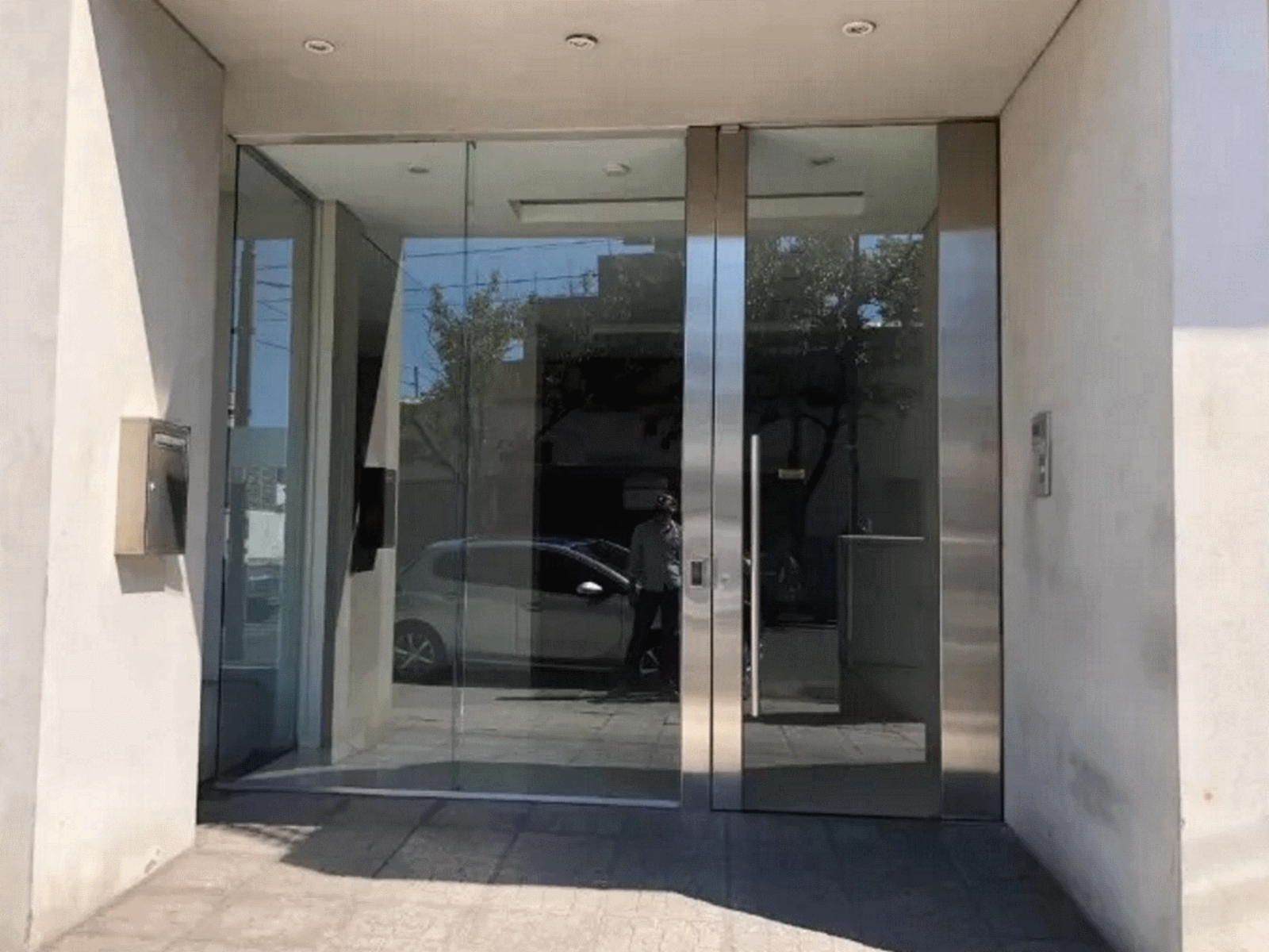 NUEVO PRECIO - Departamento en Venta en Caballito 3 ambientes 2 baños 72 m2 + balcón, con cochera – Luis Viale 1800 - 3