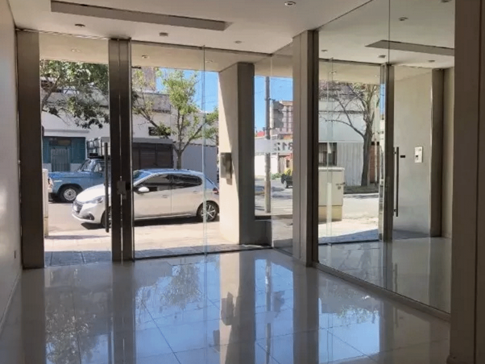 NUEVO PRECIO - Departamento en Venta en Caballito 3 ambientes 2 baños 72 m2 + balcón, con cochera – Luis Viale 1800 - 5