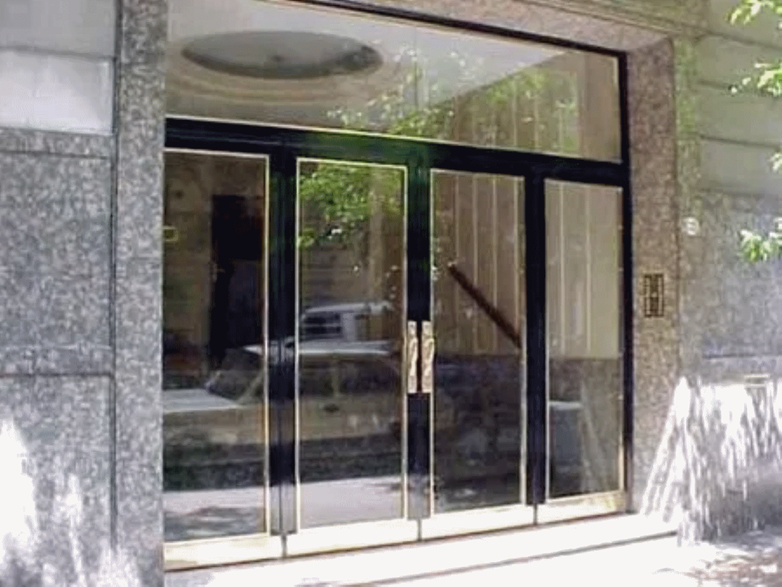 NUEVO PRECIO - Departamento en Venta en Recoleta 4 ambientes 2 dormitorios 2 baños + dependencia, patio cubierto 118 m2 – Anchorena 1700 — foto 2