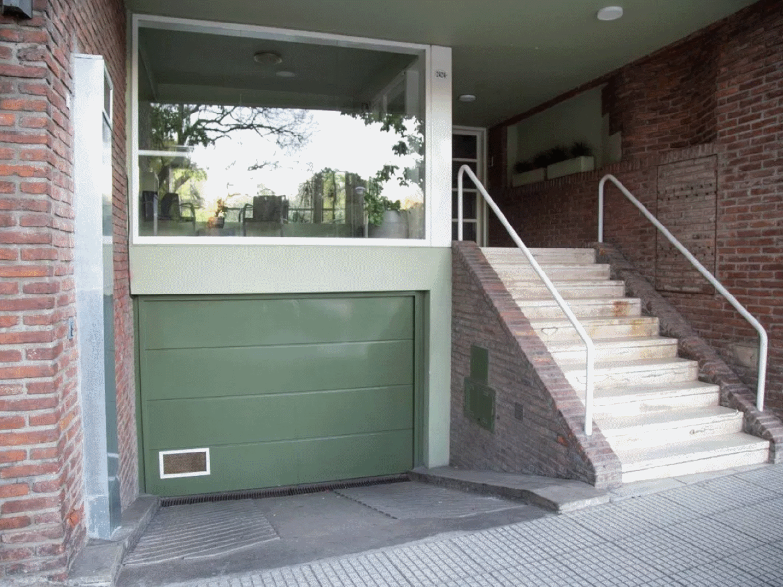 NUEVO PRECIO - Departamento (piso) en Venta frente a Parque Las Heras 4 ambientes + dependencia 108 m2 + balcón, baulera y cochera - Salguero 2400 — foto 2