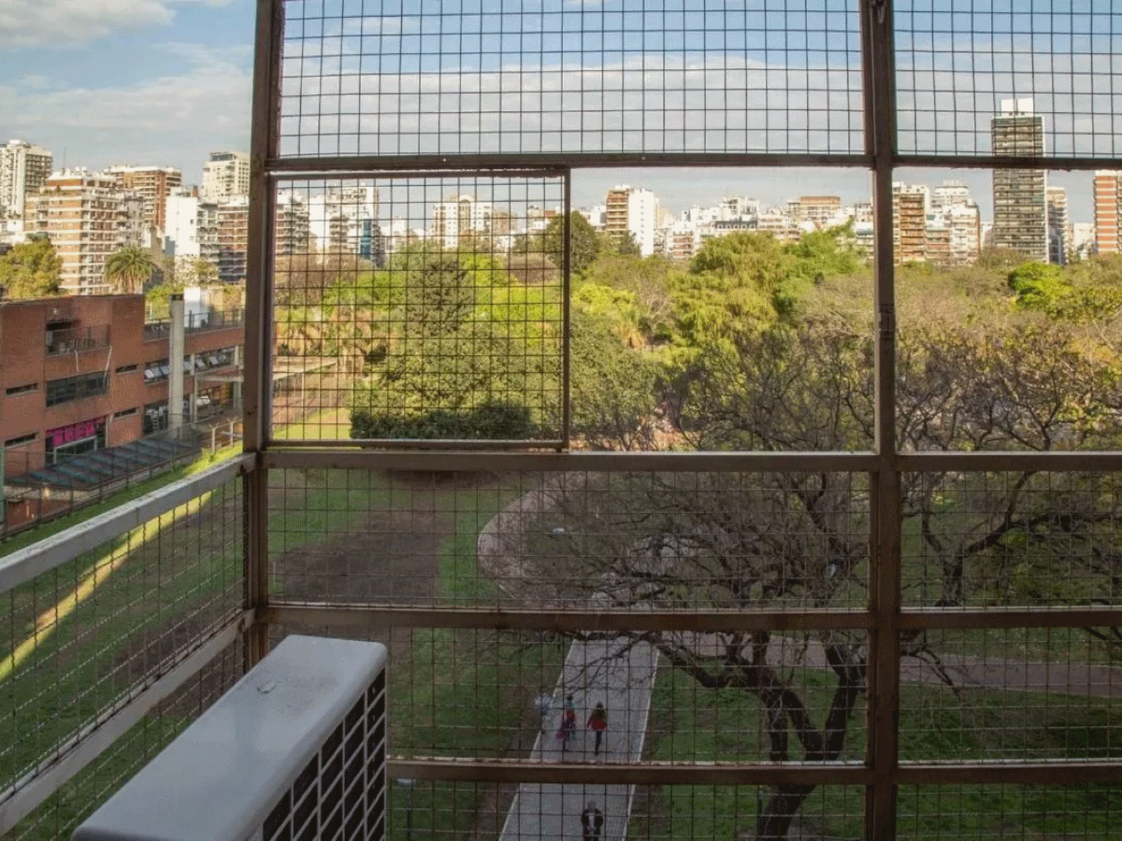 NUEVO PRECIO - Departamento (piso) en Venta frente a Parque Las Heras 4 ambientes + dependencia 108 m2 + balcón, baulera y cochera - Salguero 2400 — foto 6
