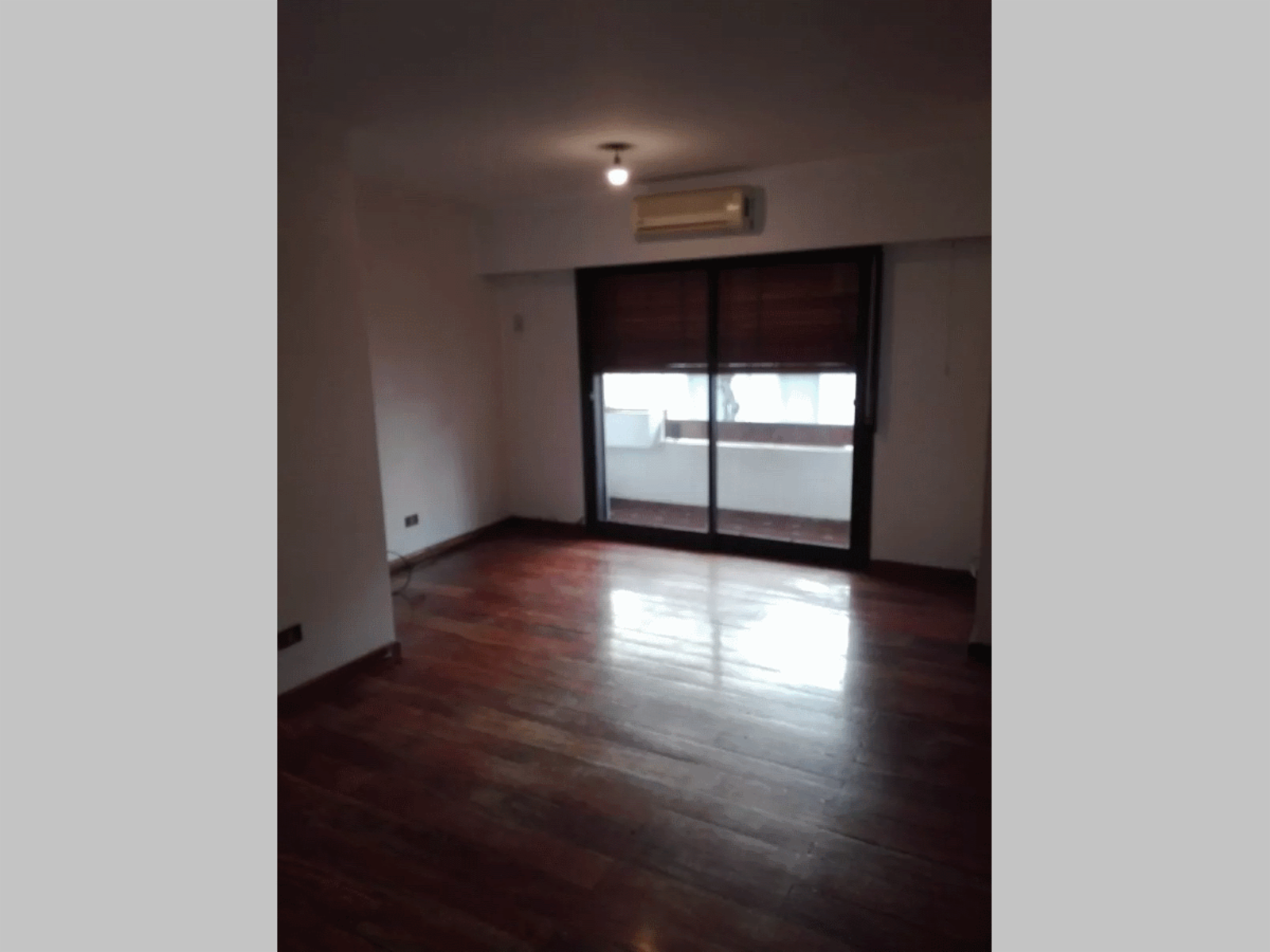 2 PH en block en Venta en Almagro total 5 ambientes, 4 dormitorios, 5 baños, 210 m2 + patio, terraza, 2 cocheras - Quito 3900 — foto 5