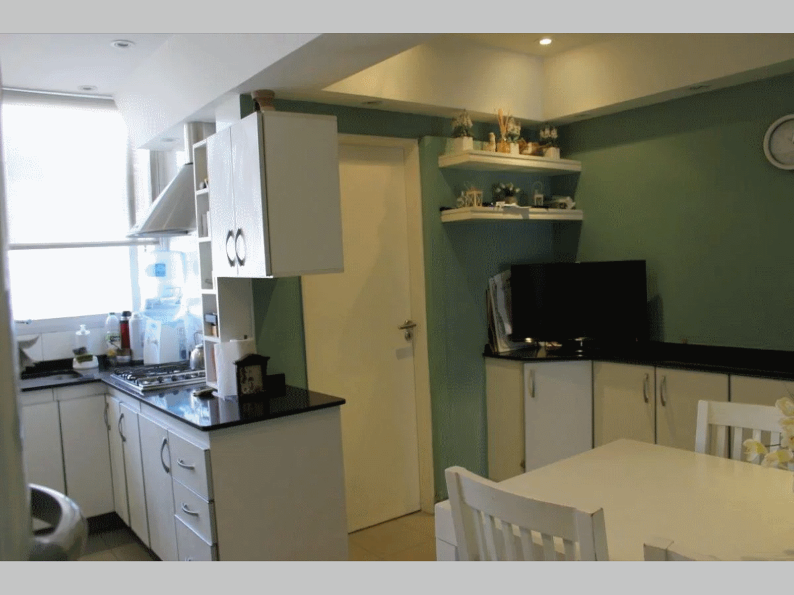Departamento en Venta en Barrio Norte (Recoleta) 4 ambientes 3 baños 88 m2 piso alto, con cochera – Av Santa Fe 3000 — foto 8