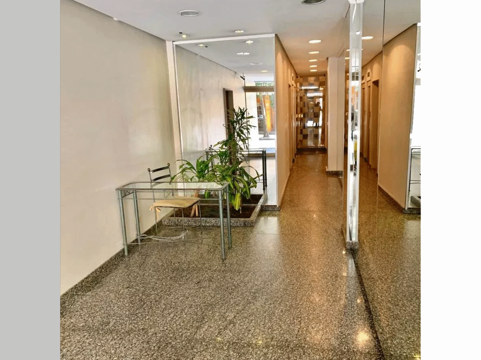 Departamento en Venta en Recoleta 2 ambientes 38 m2 – Jose Andres Pacheco de Melo 1800 — foto 2