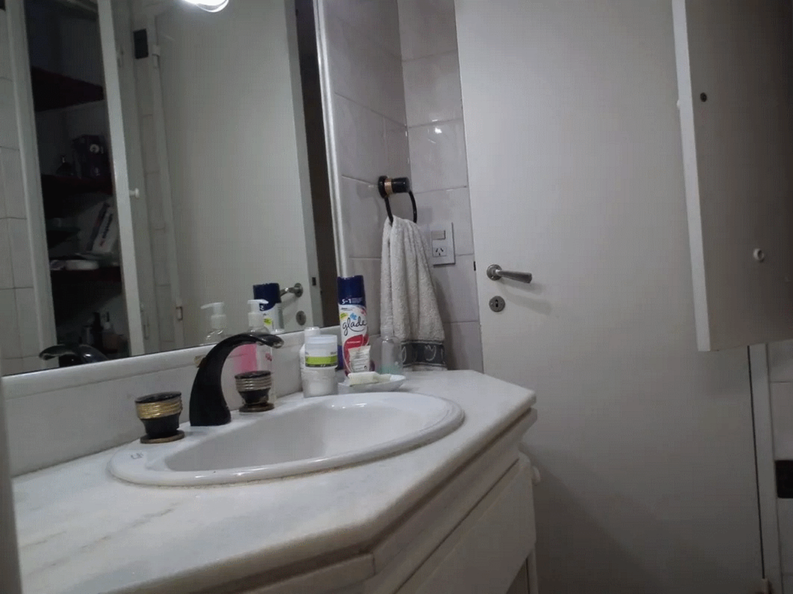 NUEVO PRECIO - Departamento en Venta en Balvanera 5 ambientes 3 baños más dependencia, 106 m2 + balcón – Pres. Tte. Gral. Juan Domingo Perón 2300 — foto 15