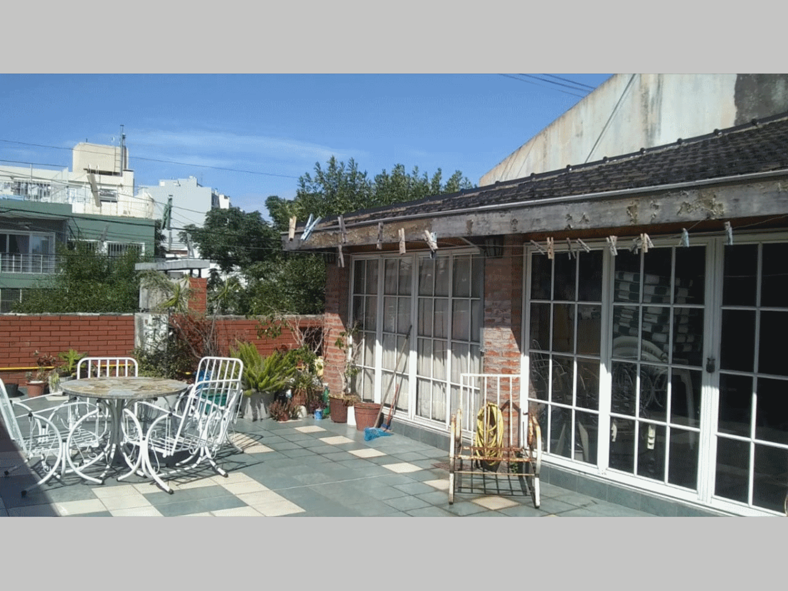 Casa en Venta en Versalles 3 ambientes 131 m2, 2 baños + terraza con quincho con parrilla, más garage y espacio guardacoches – Ruiz de los Llanos 1300 - 9