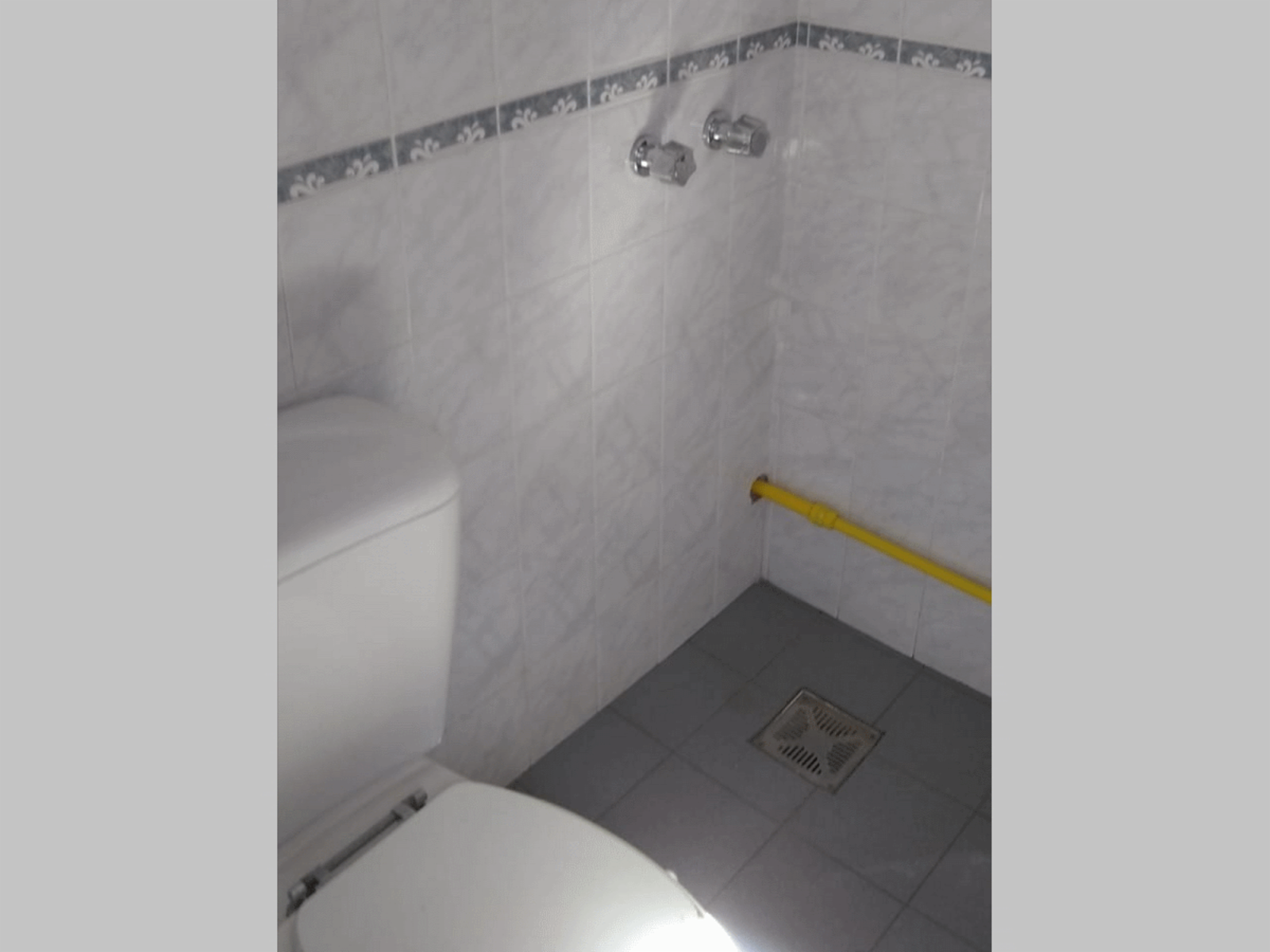 Casa en Venta en Versalles 3 ambientes 131 m2, 2 baños + terraza con quincho con parrilla, más garage y espacio guardacoches – Ruiz de los Llanos 1300 - 13