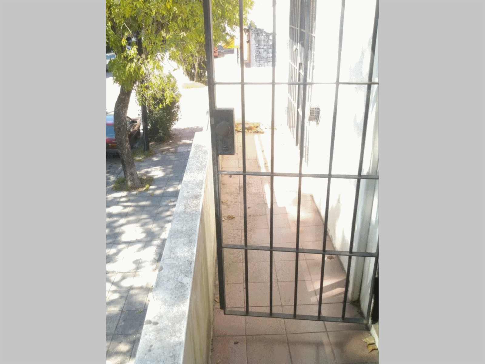 OPORTUNIDAD - PH en PB en Venta en Flores 4 ambientes 2 baños 130 m2 + patio, balcón y terraza con quincho, al frente - Portela 1700 — foto 8