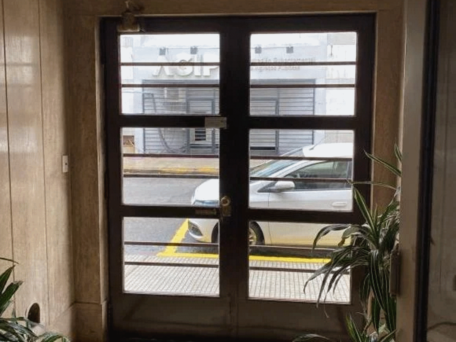 Departamento (piso) en Venta en San Cristóbal 5 ambientes 3 dormitorios 2 baños 100 m2, balcón al frente - Cochabamba 1600 - 4