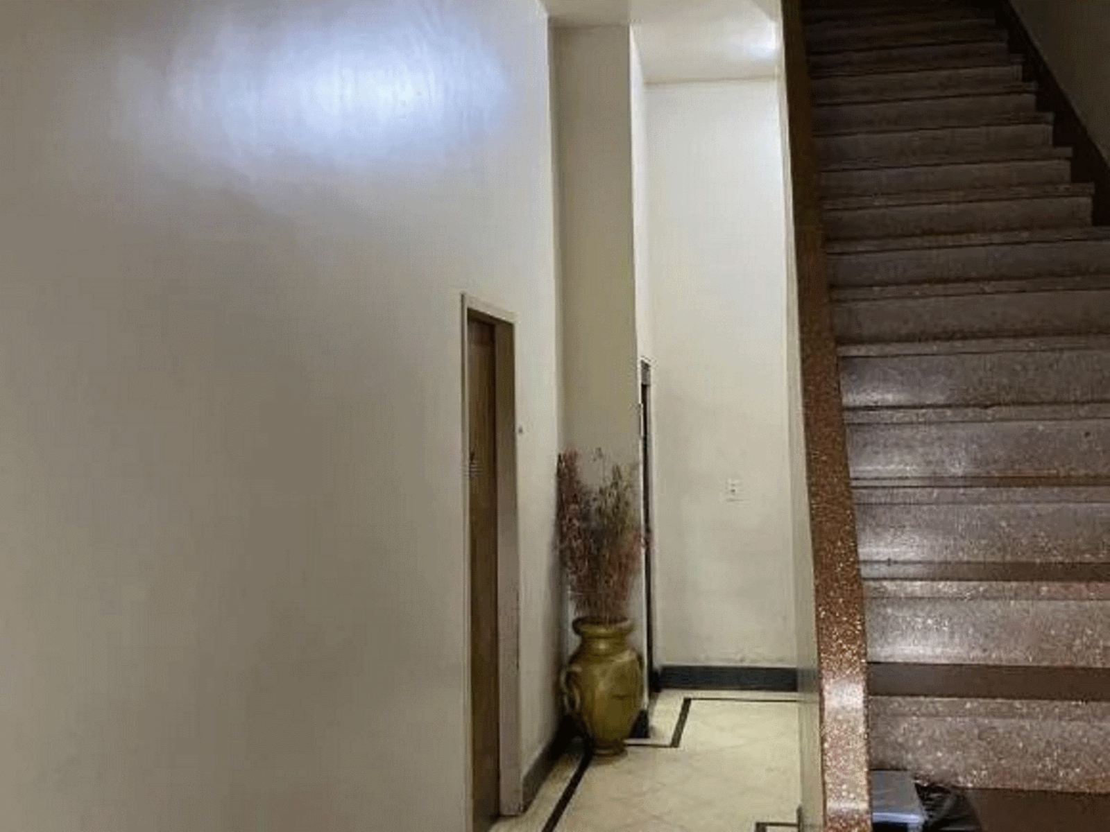 Departamento (piso) en Venta en San Cristóbal 5 ambientes 3 dormitorios 2 baños 100 m2, balcón al frente - Cochabamba 1600 - 5
