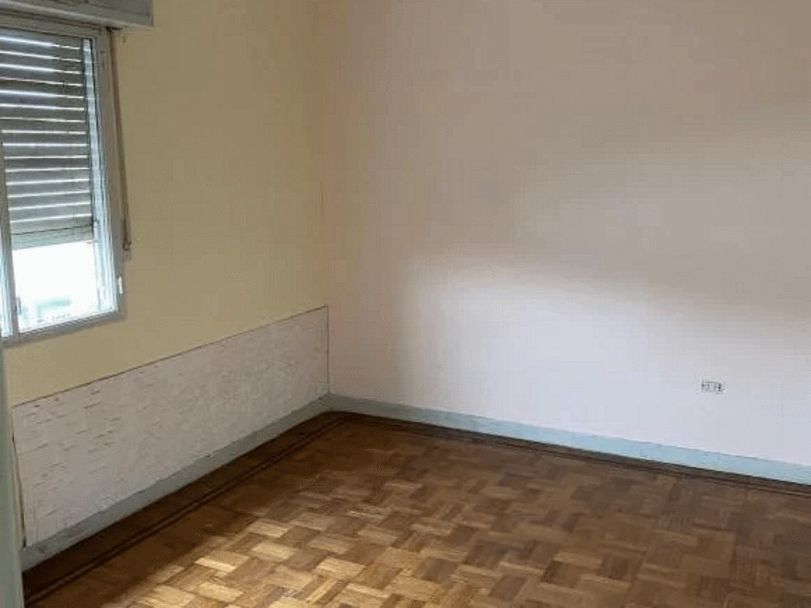 Departamento (piso) en Venta en San Cristóbal 5 ambientes 3 dormitorios 2 baños 100 m2, balcón al frente - Cochabamba 1600 - 16