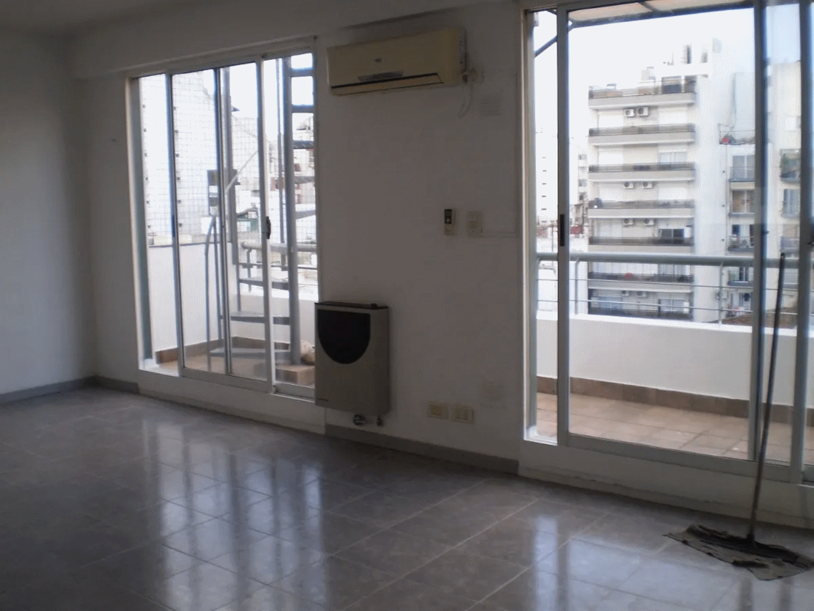 UNICO - Departamento en Venta en Almagro 1 ambientes 34 m2 + balcón y terraza propia, edif c amenities - Mario Bravo 200 — foto 3