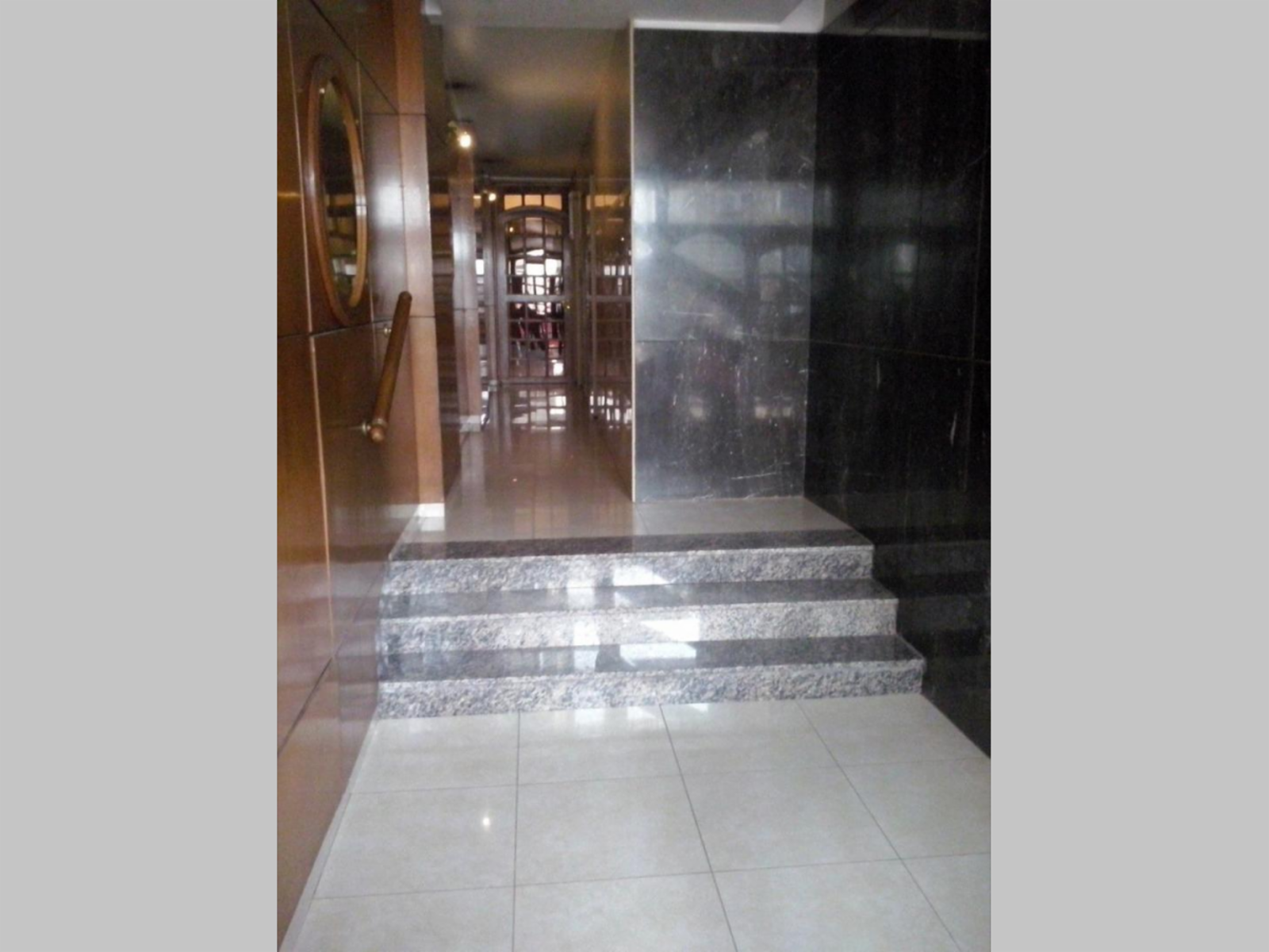 Departamento en Venta en Flores 2 ambientes 36 m2 + 24 m2 de balcón terraza en piso alto, al frente - Bolivia 100 — foto 4