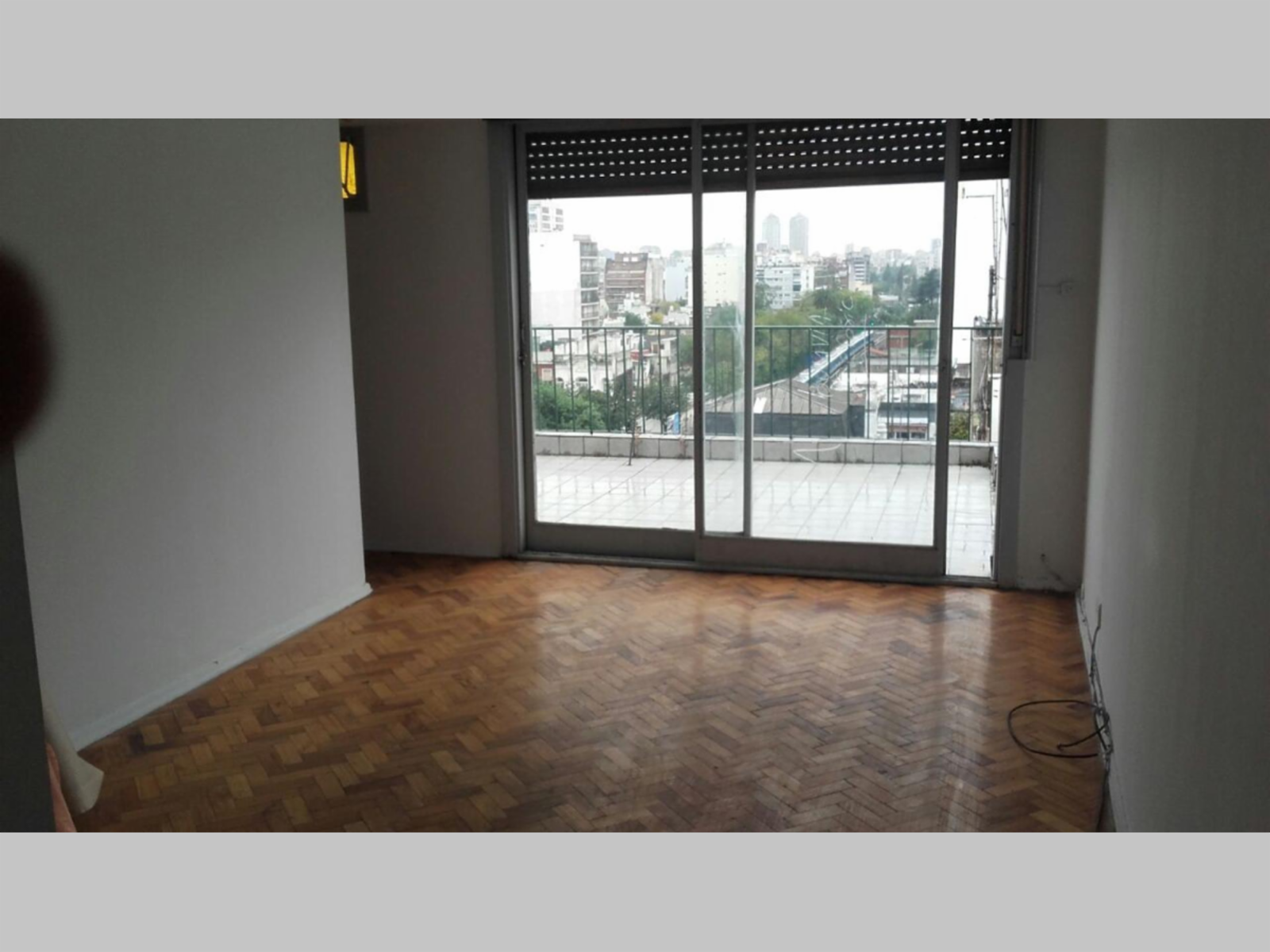 Departamento en Venta en Flores 2 ambientes 36 m2 + 24 m2 de balcón terraza en piso alto, al frente - Bolivia 100 — foto 6