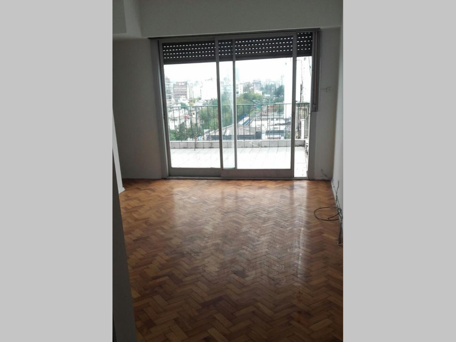 Departamento en Venta en Flores 2 ambientes 36 m2 + 24 m2 de balcón terraza en piso alto, al frente - Bolivia 100 — foto 5
