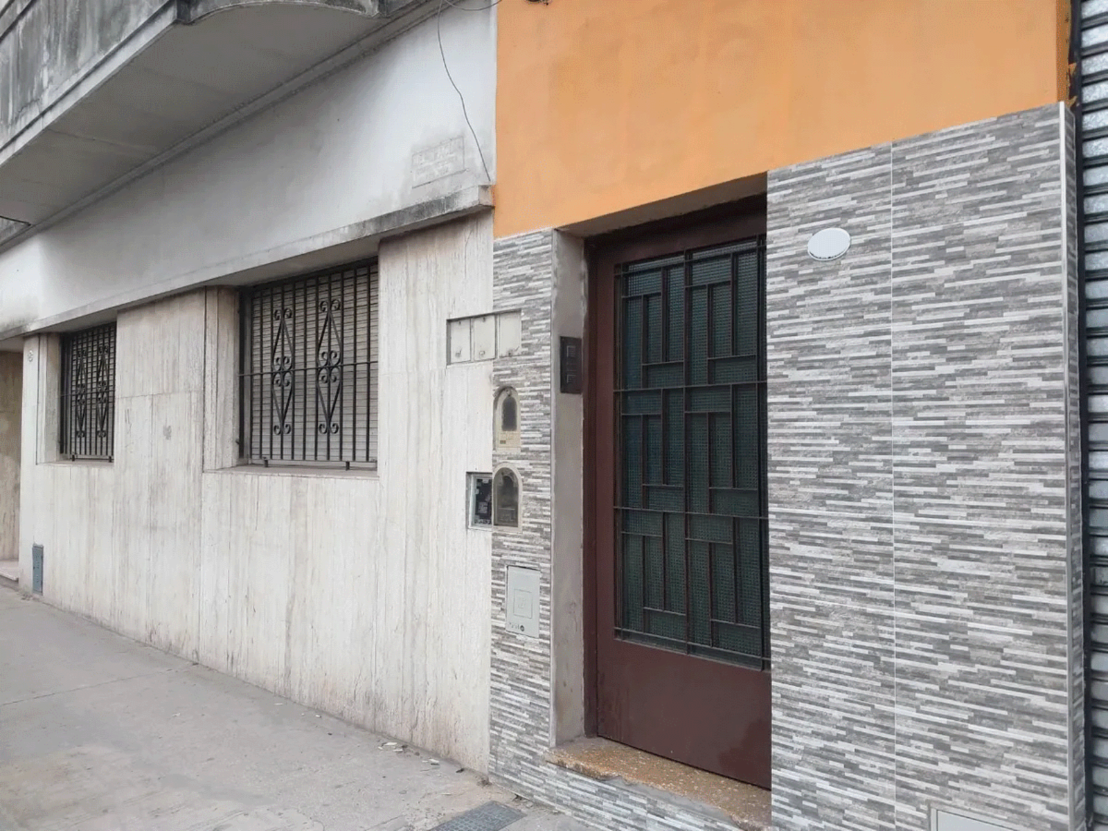 PH en Venta en Flores 3 ambientes 58m2 + balcón cubierto 8m2, en 2° piso por escalera - Mariano Acosta 1400 — foto 2