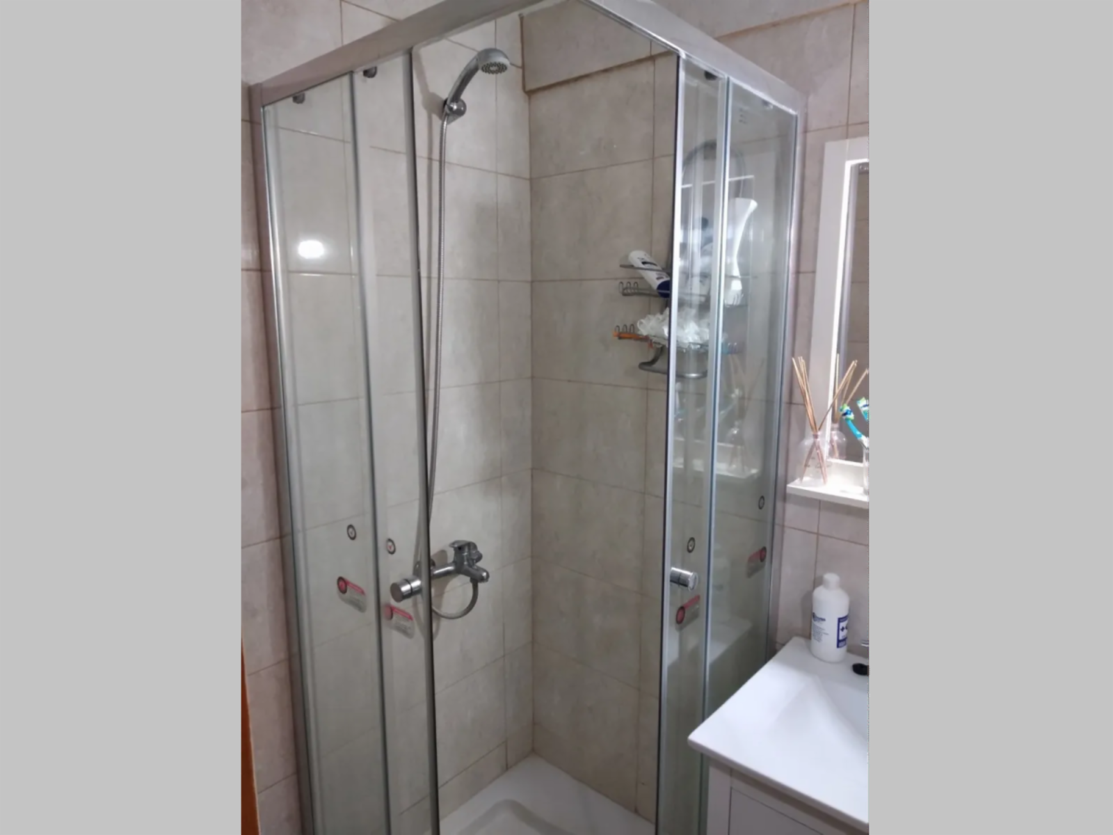 Departamento en Venta en Caballito (Parque Rivadavia) 4 ambientes 2 baños 71 m2 + balcón, 5° piso al frente - Viel 300 — foto 8
