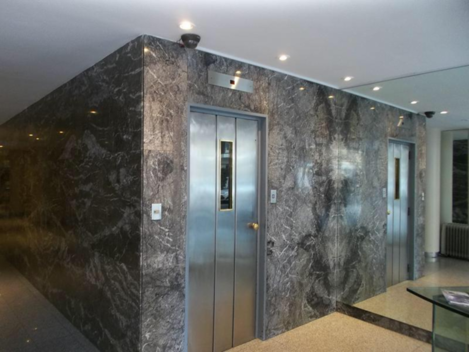 OPORTUNIDAD - Departamento en Venta en Balvanera 4 ambientes, 2 baños 98 m2 al contrafrente + cochera cubierta y baulera - Sarmiento 2100 — foto 4