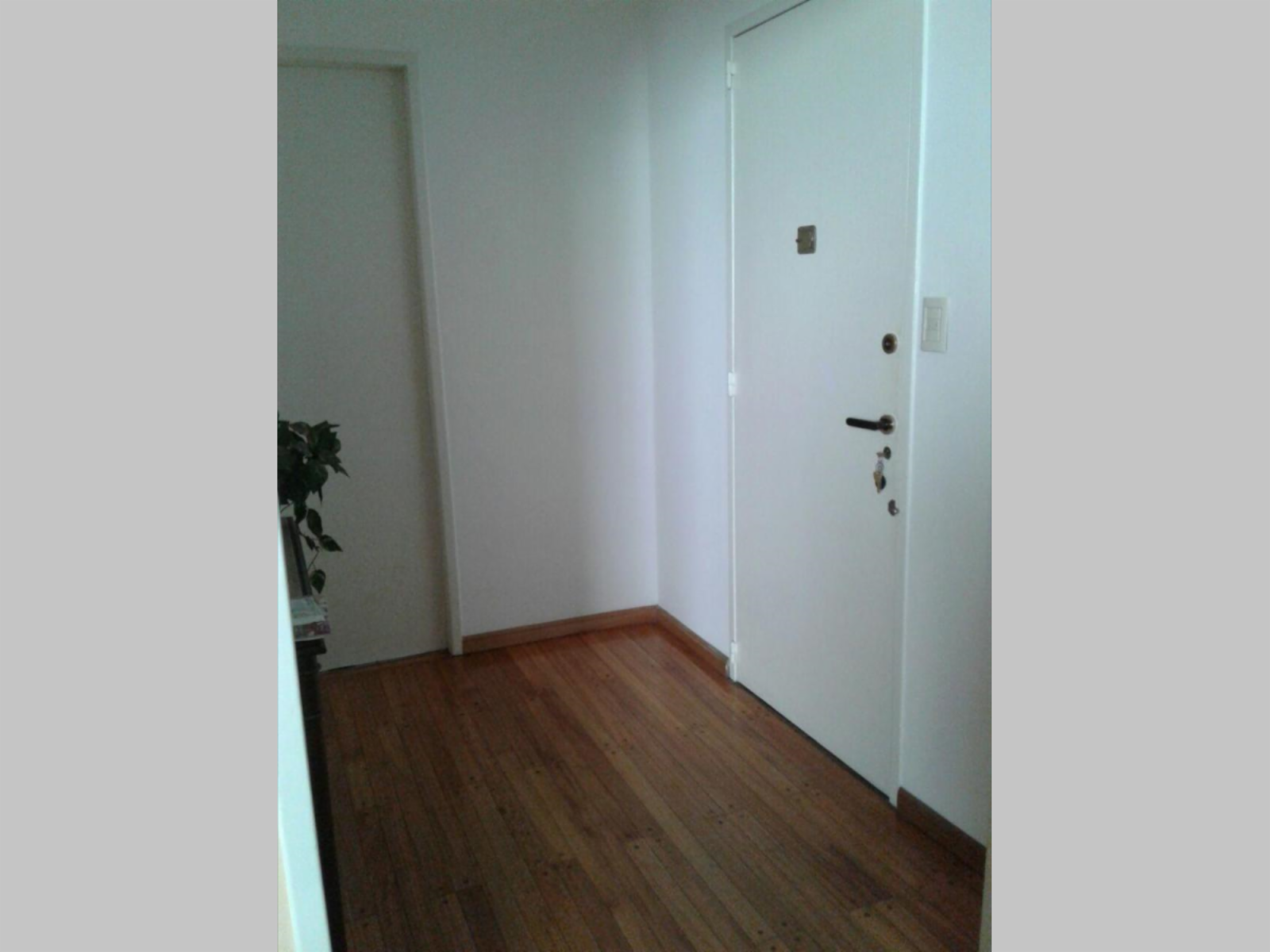 REFACCIONADO - Departamento en Venta en Monserrat 3 ambientes + dependencia 100 m2 - Chile 1400 — foto 3