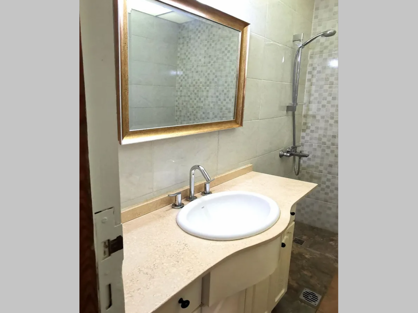 OPORTUNIDAD, IMPECABLE - Departamento en Venta en Almagro, 3 ambientes + dependencia, 80 m2 + balcón al frente - Av Rivadavia 3300 — foto 11