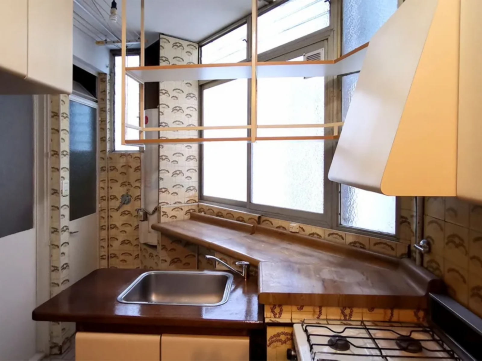 OPORTUNIDAD, IMPECABLE - Departamento en Venta en Almagro, 3 ambientes + dependencia, 80 m2 + balcón al frente - Av Rivadavia 3300 — foto 7