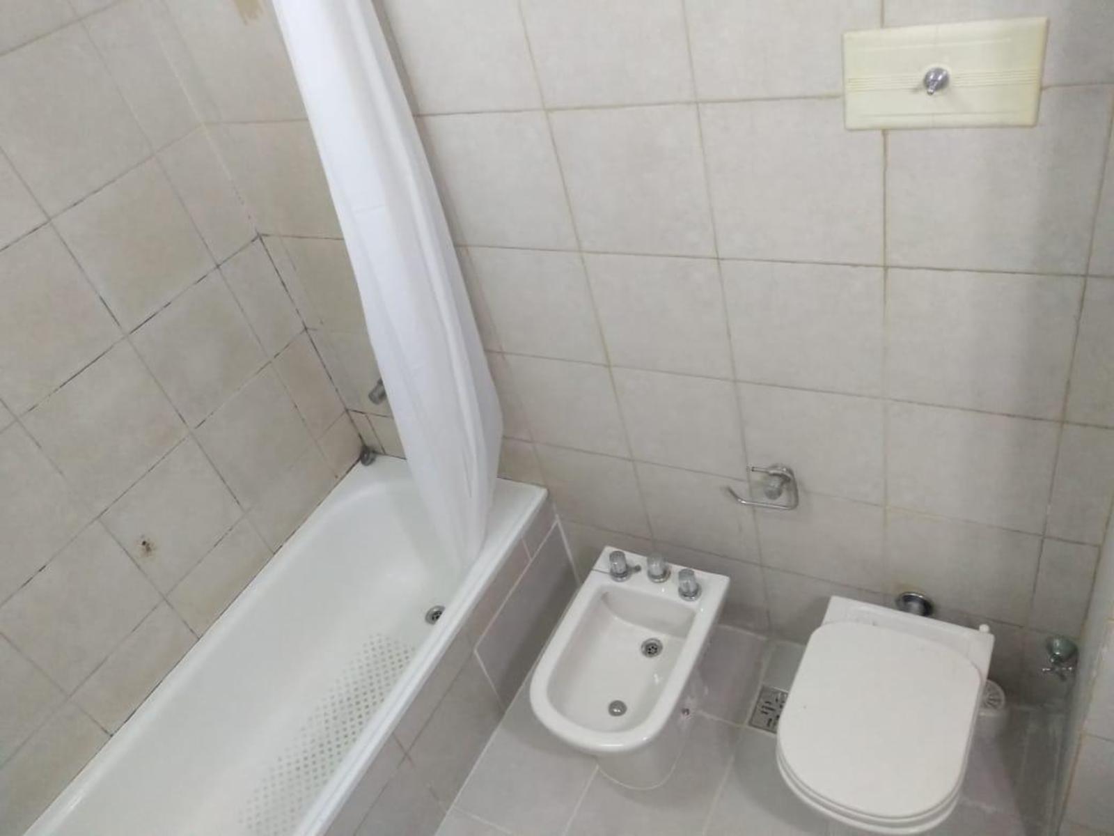 EXCELENTE MONOAMBIENTE BALVANERA PRECIO REBAJADO — foto 6