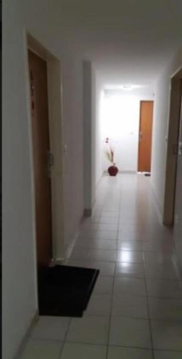 EXCELENTE DEPARTAMENTO CON PISCINA Y COCHERA DE 4 AMBIENTES — foto 13