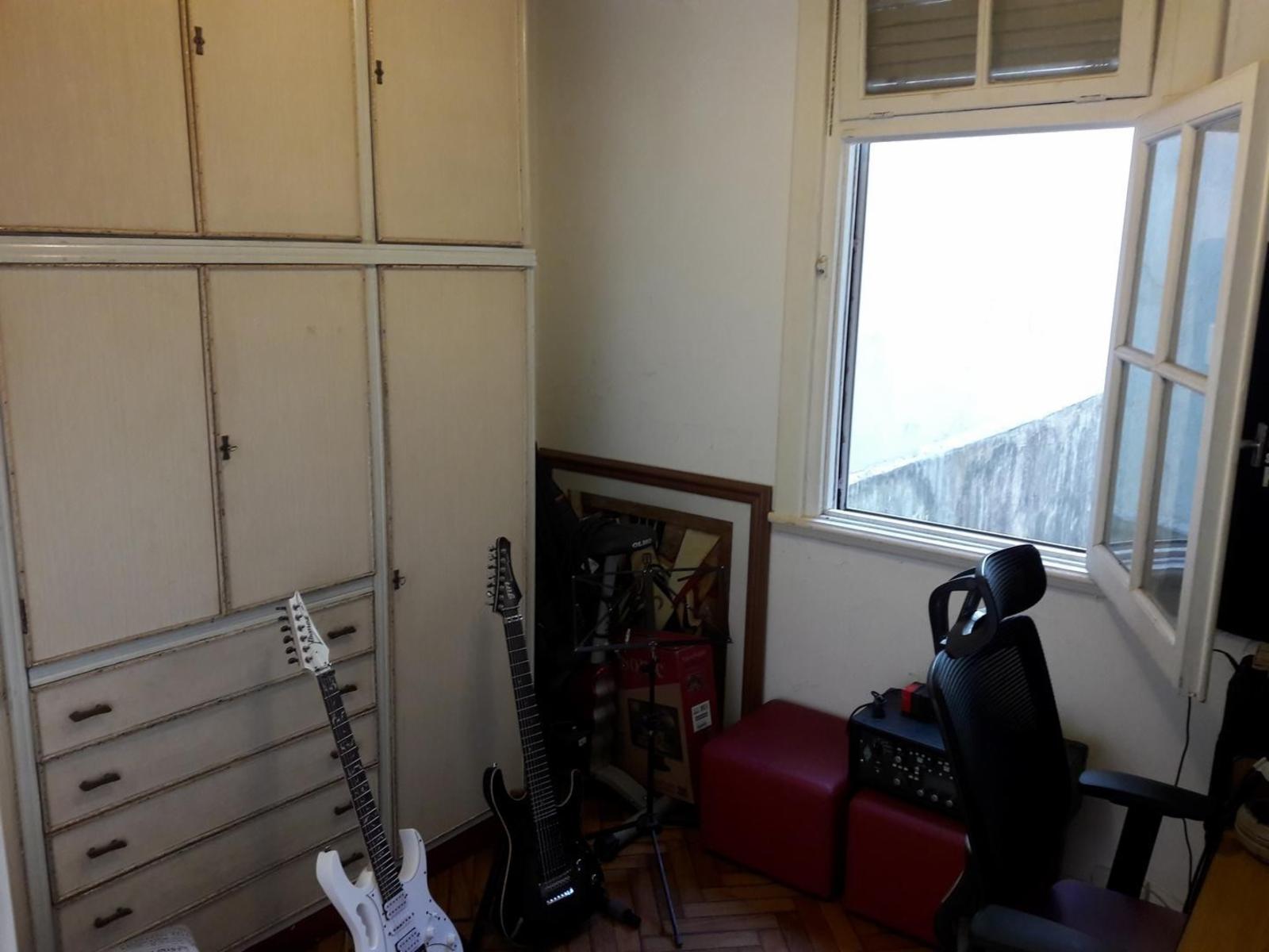 Excelente Depto. De 3 Amb. Piso 2 X Escal, sin Expensas — foto 3