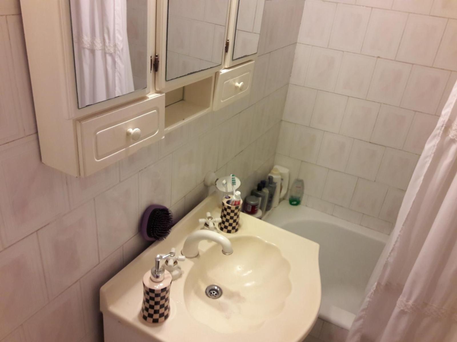 Excelente Depto. De 3 Amb. Piso 2 X Escal, sin Expensas — foto 6