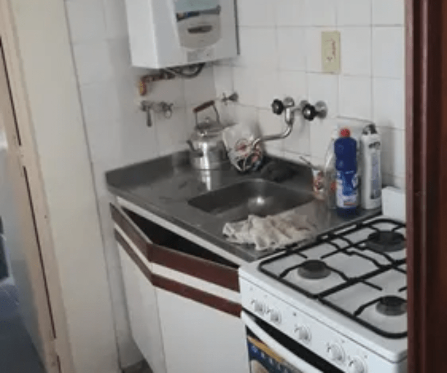 MONOAMBIENTE PISO 2 POR ESCALERA INTERNO — foto 10