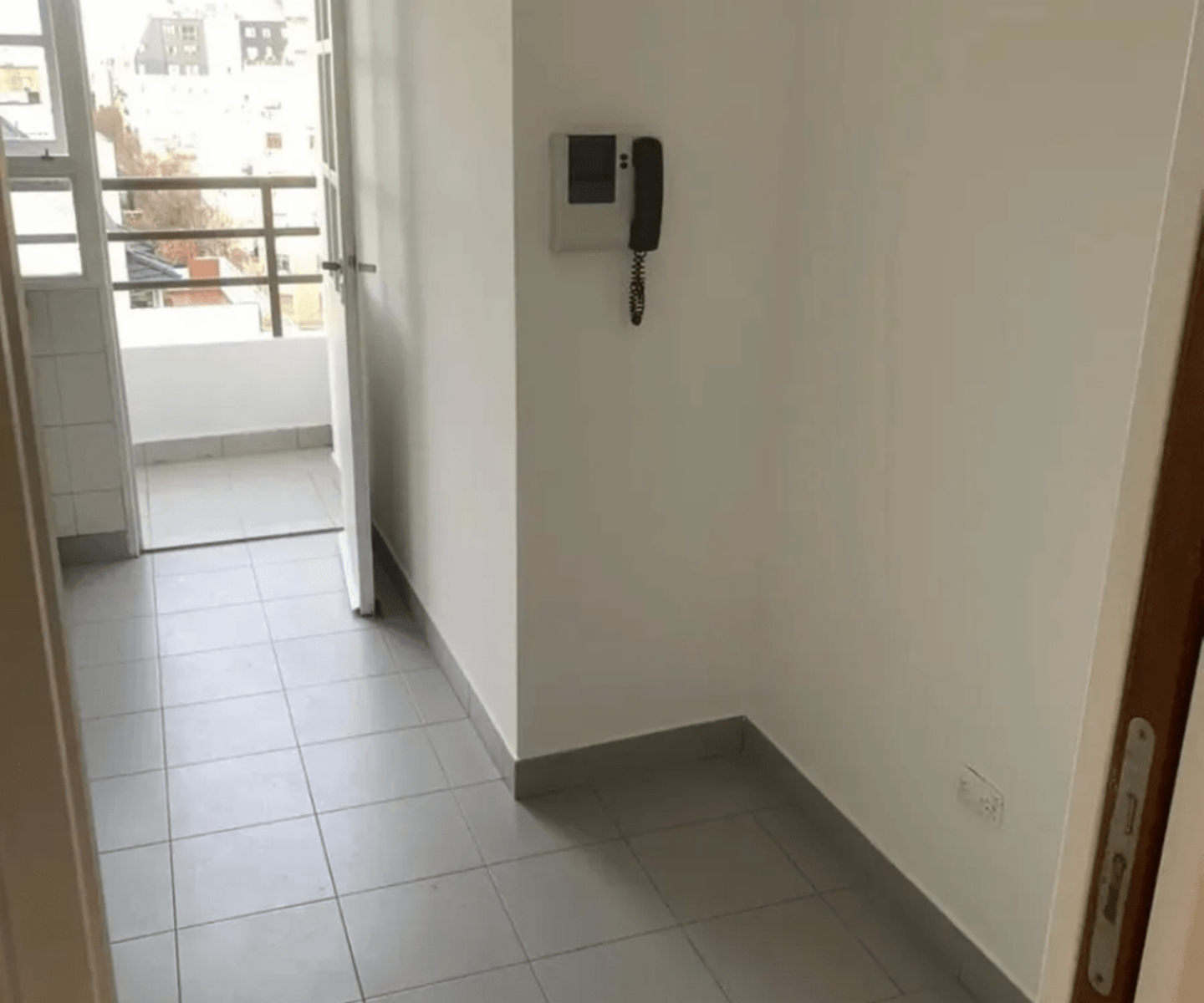 EXCELENTE DEPARTAMENTO DE 2 AMBIENTES MUY LUMINOSO — foto 10