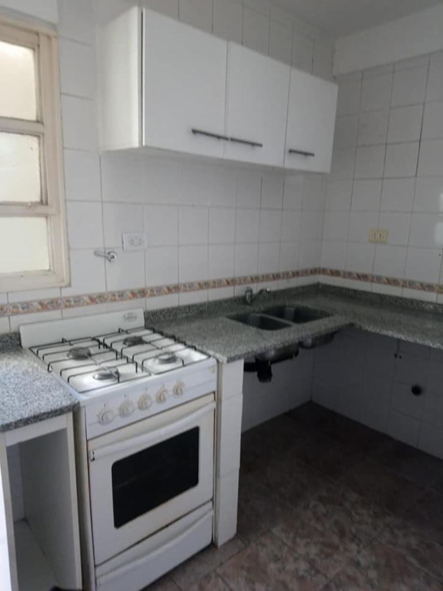 EXCELENTE DEPARTAMENTO DE 3 AMBIENTES CON DEPENDENCIA MUY LUMINOSO — foto 6
