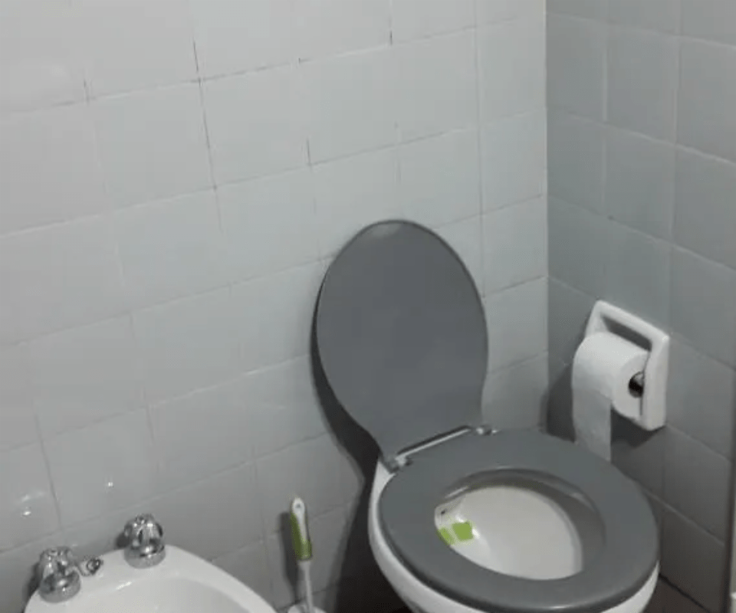 EXCELENTE MONOAMBIENTE, AMPLIO, LUMINOSO Y AMOBLADO — foto 7