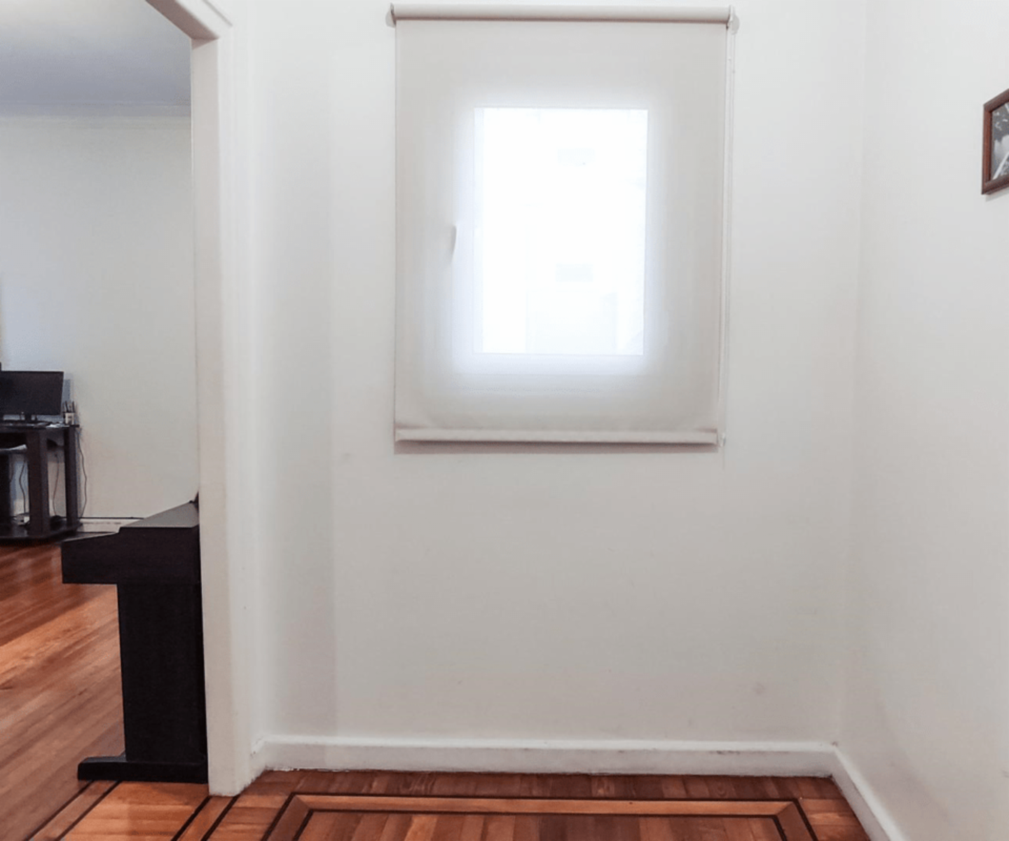 EXCEOLENTE DEPARTAMENTO 3 AMBIENTES MUY LUMINOSO SEMI PISO — foto 2