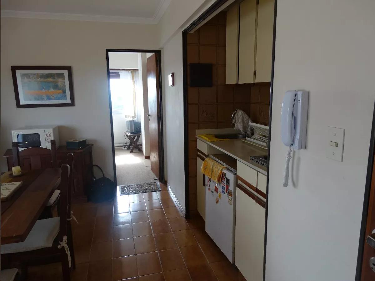 Hermoso departamento en zona centro de Pinamar, con vistas al mar y cochera — foto 8