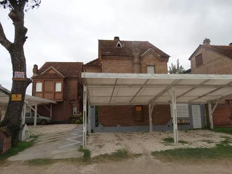 Excelente triplex en Pinamar a 100 metros del mar. Oportunidad!