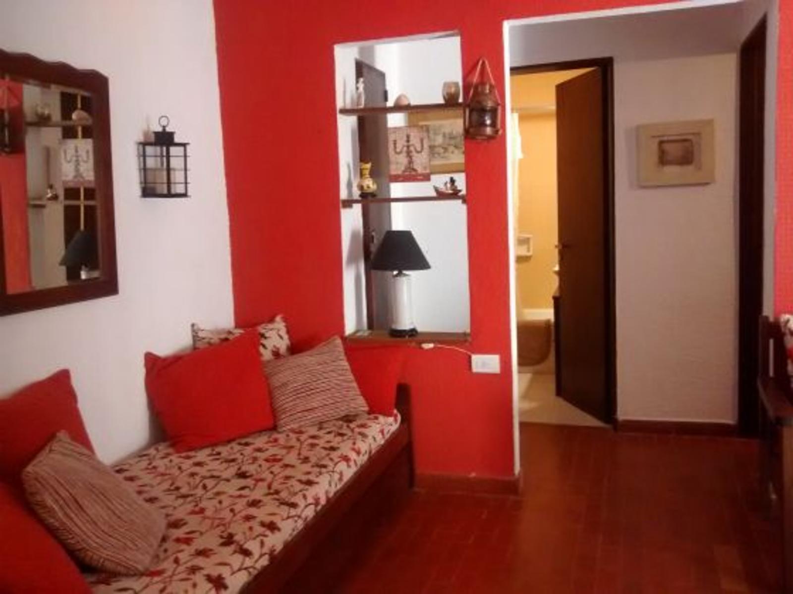 Cómodo departamento con patio, segunda línea al mar. Departamento en Venta. — foto 5
