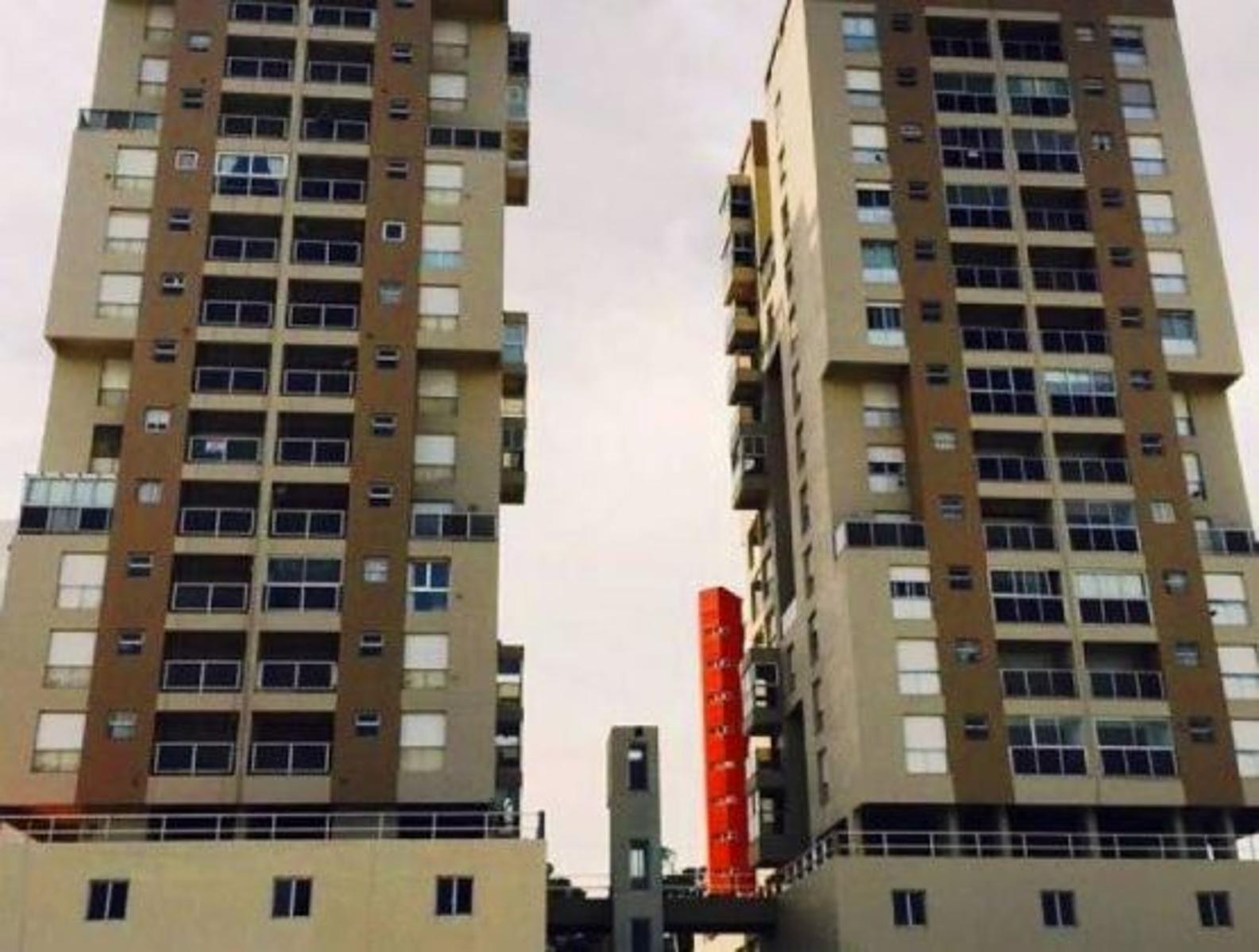 Departamento en pleno centro de Pinamar. 2 dormitorios+estar. Departamento en Venta. — foto 2
